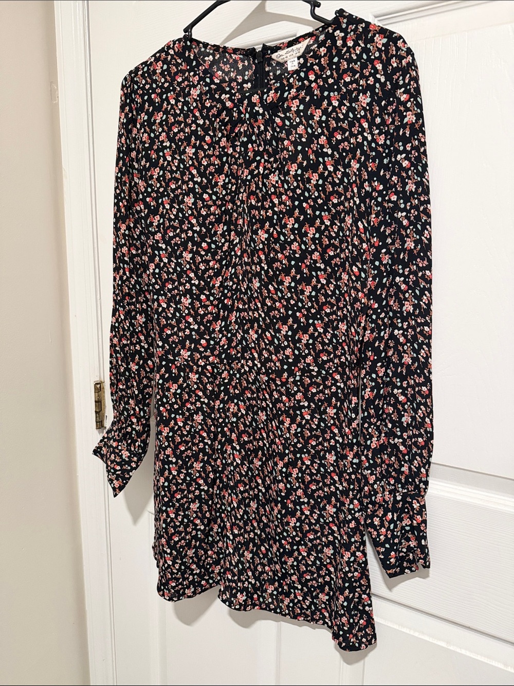 Black Floral Long Sleeve Dress